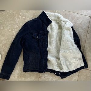 Brandy Melville navy corduroy jacket with sherpa textured lining
